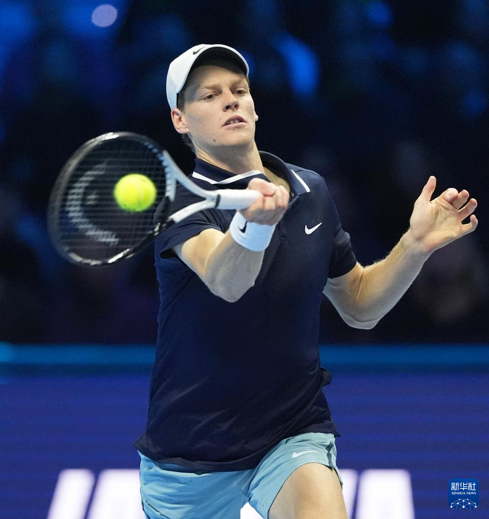 他依旧保持 他依旧保持